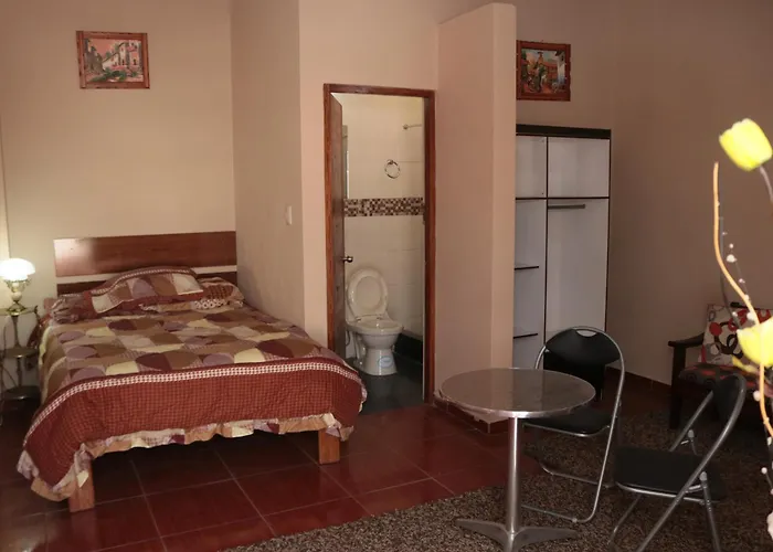 Lechugal Guest house *